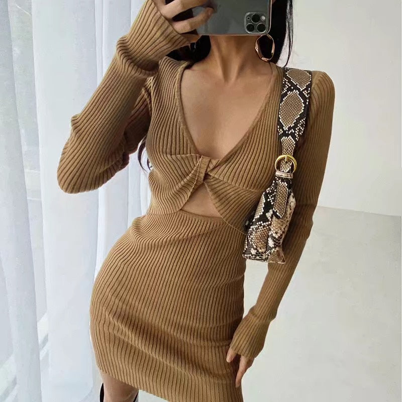 NEW Vintage Bow Knik Bodycon Dress