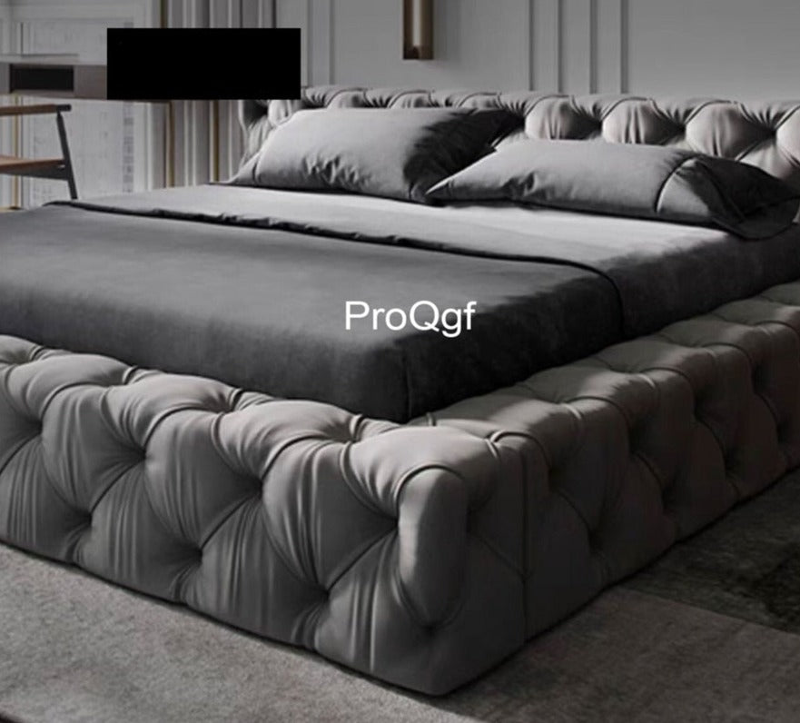 Classic Design Hotel Style Bed Set