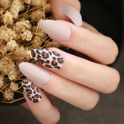 Matte false Nails Black almond Leopard print
