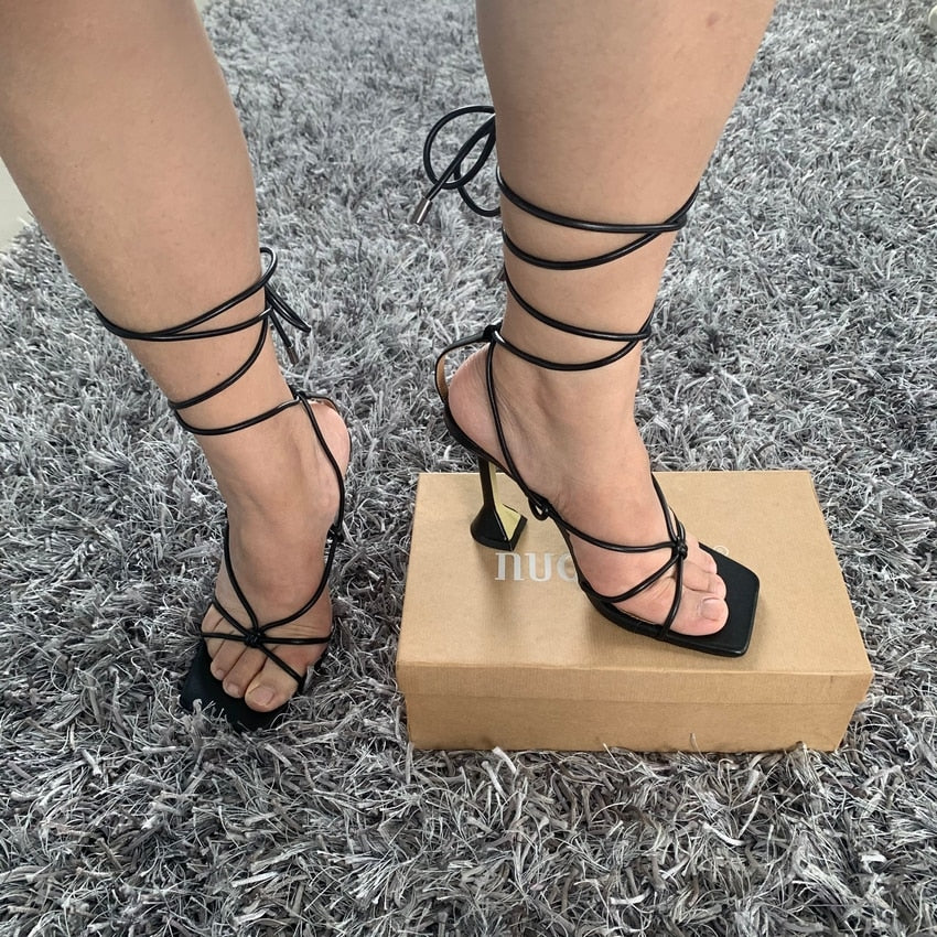 2023 New Fashion High Heel Sandals