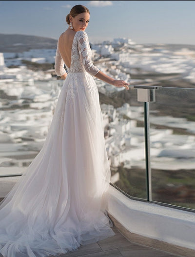 Luxury Multi-layered V-neck Wedding Dress