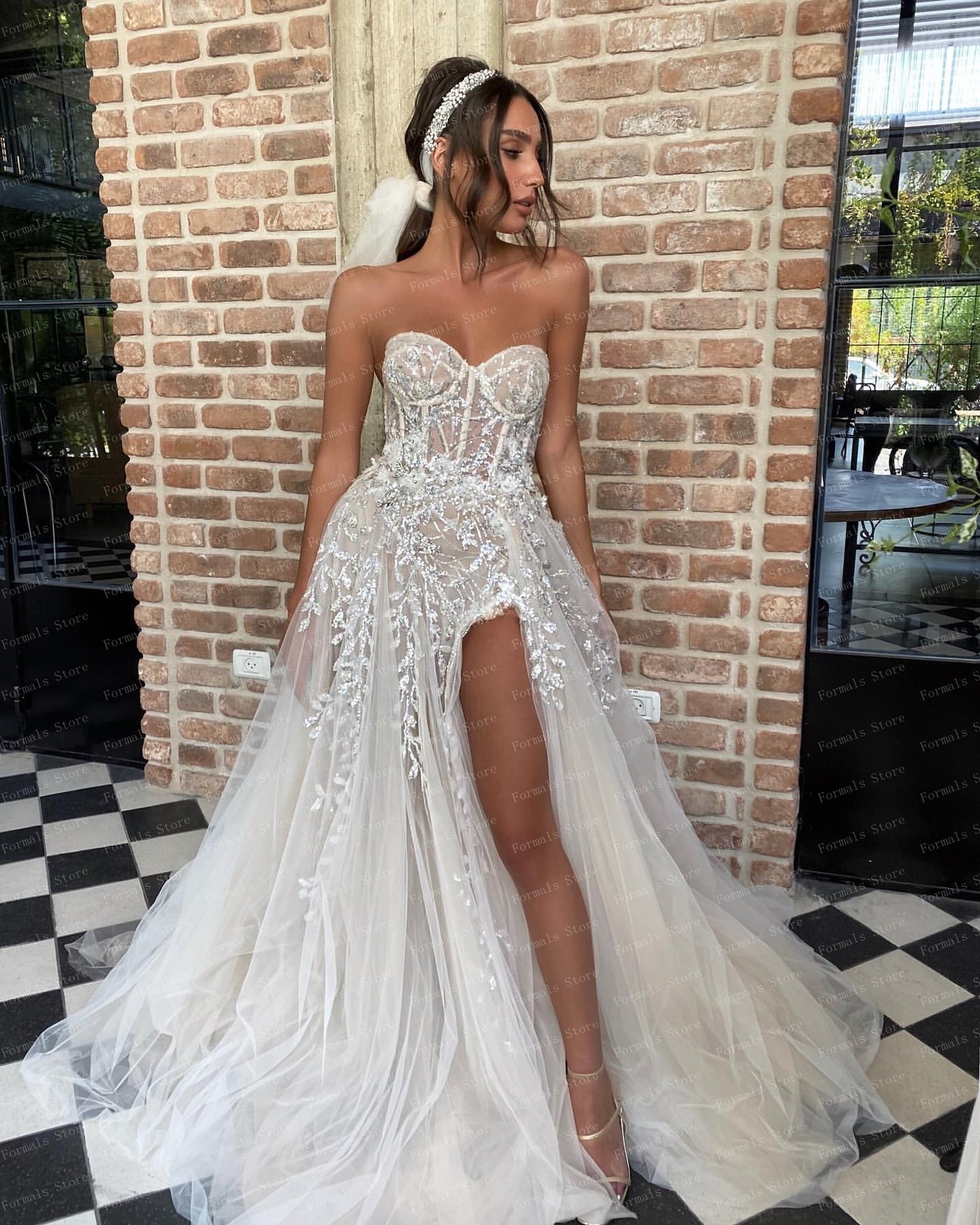 Classic Ball Gown A-line Wedding Dresses