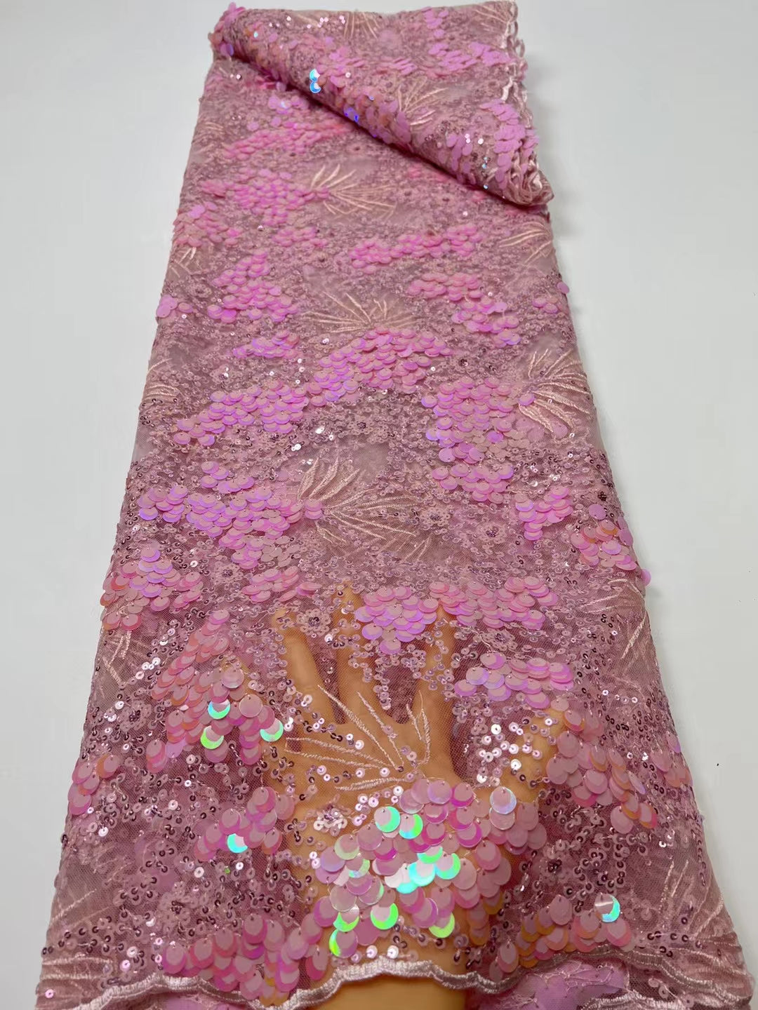 Classic Lace Fabric Wedding Dress